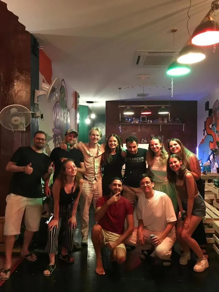 H2 Worldpackers , The Social Hotel コタキナバル