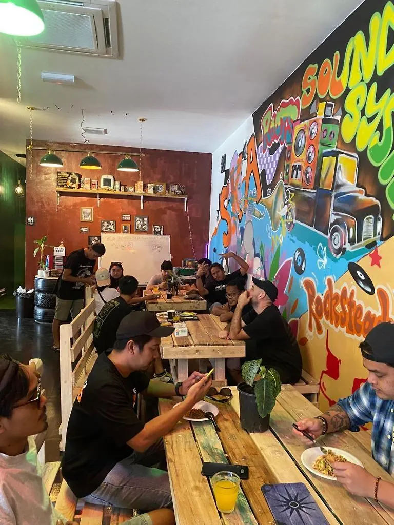 H2 Worldpackers , The Social Hotel Kota Kinabalu 0*,  Malaysia