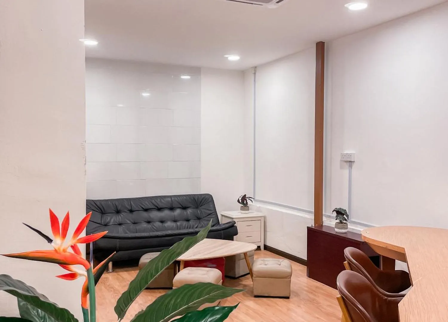 Hostel H2 Worldpackers , The Social Hotel Kota Kinabalu Malaysia